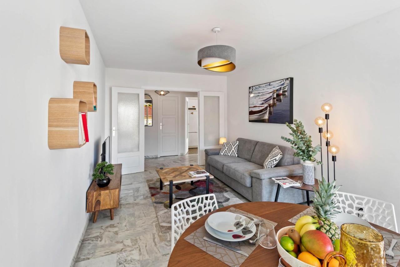 Majestic Apartment Кан Екстериор снимка